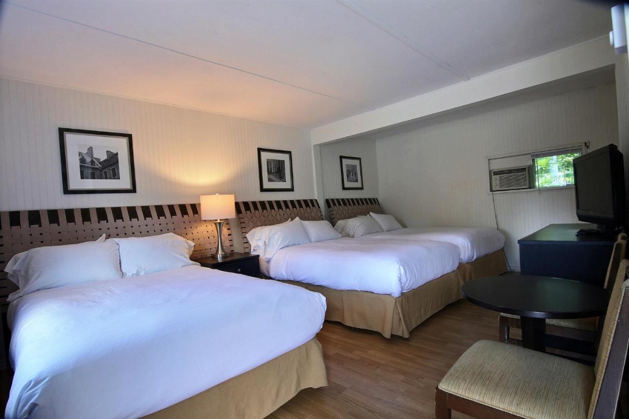 Motel De La Montagne Orford Bagian luar foto